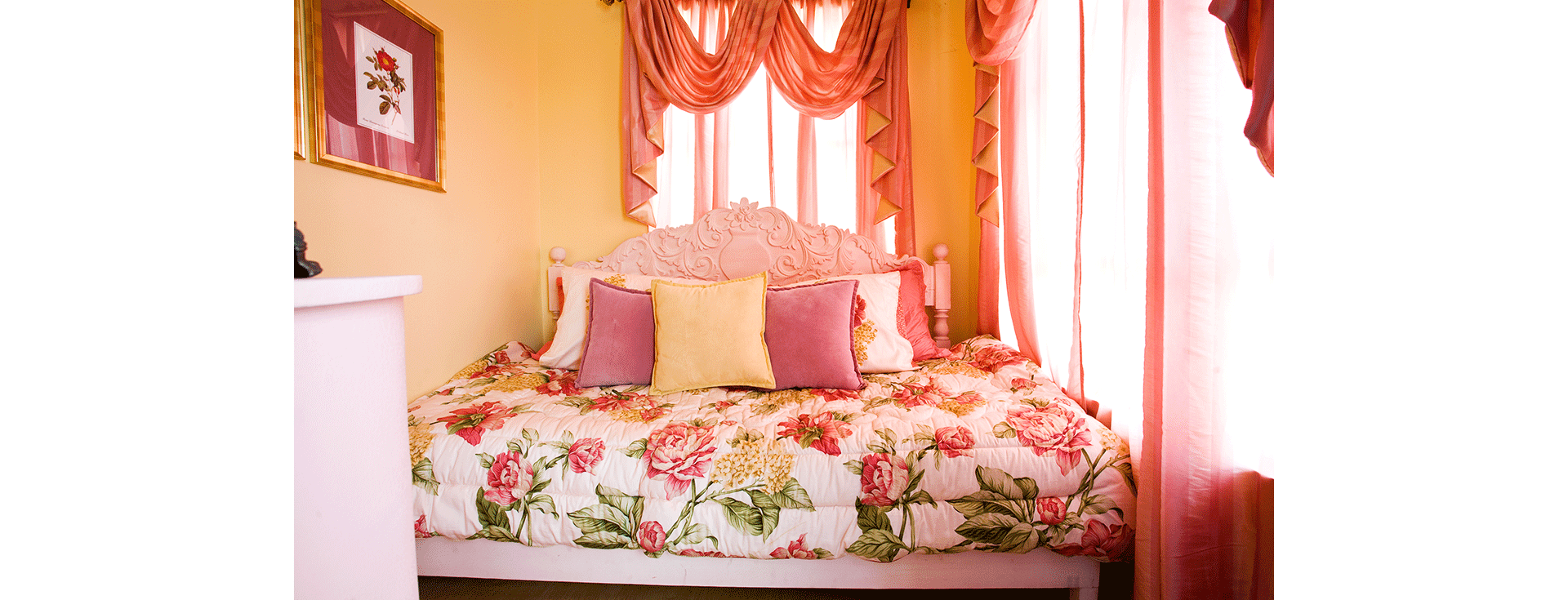 LP_Queen Elizabeth Bedroom 1